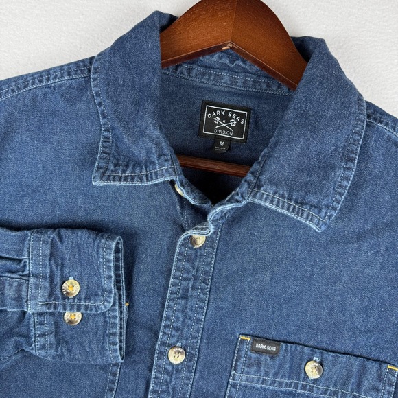 Dark Seas Shirt Mens Medium Denim Chambray Long Sleeve Button Up Chest Pockets - Picture 1 of 10